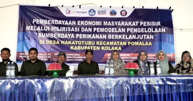 
 USN Kolaka dan UHO Kendari Sosialisasi Program Kosabangsa Ekonomi Masyarakat Pesisir di desa Hakatutobu