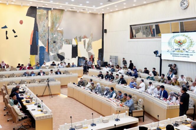 
 Kementerian ATR/BPN dan Komisi II DPR RI Sepakati Pagu Anggaran 2025 Setelah Efisiensi Menjadi Rp4,4 Triliun
