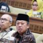 Menteri Agraria dan Tata Ruang/Kepala Badan Pertanahan Nasional (ATR/BPN) Nusron Wahid saat mengikuti rapat kerja dengan Komisi II DPR RI di Kompleks Parlemen, Senayan, Jakarta.
