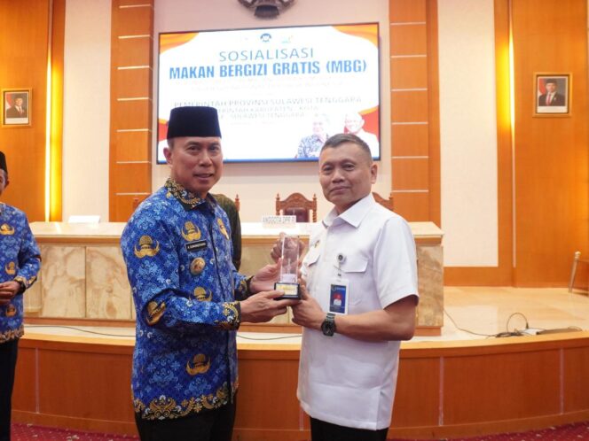 
 Warga Kendari Mendapat Sosialisasi Program Makan Bergizi Gratis dari Pemerintah
