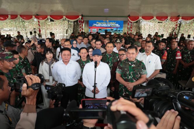 
 Lanjutkan Kerja Sama dengan TNI, Menteri Nusron Akan Siapkan Tanah untuk Ketahanan Nasional dan Ketahanan Pangan