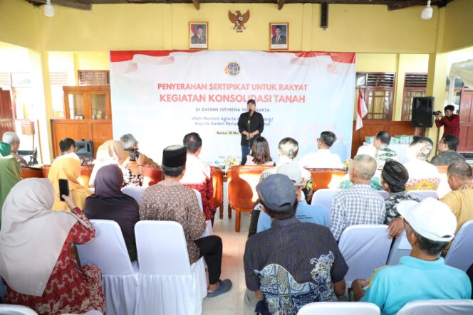 
 Menteri ATR/Kepala BPN Berharap, Warga Parangtritis Manfaatkan Tanah untuk Masa Depan Keluarga