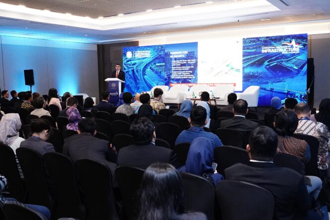 
 Bicara dalam Panel Tematik ICI 2025, Wamen Ossy Jelaskan Tiga Pilar Pendekatan Kementerian ATR/BPN untuk Mendukung Penyediaan Rumah Terjangkau