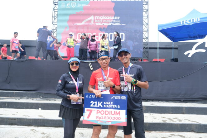 
 Tingkatkan Kualitas Hidup dan Membangun Mase Depan Lebih Baik, Vale Runners Meriahkan Euforia Makassar Half Marathon: Berlari untuk Olahraga dan Menghargai Bumi