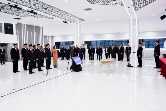 
 Lantik Jabatan Baru di Lingkup Eselon II, Menteri Nusron Ingatkan 80% Tugas Pokok Kementerian ATR/BPN adalah Pelayanan