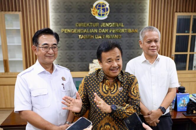 
 Soal Isu Tanah Kosong Selama 2 Tahun Diambil Negara, Dirjen PPTR Sebut Kriteria Penetapan Objek Penertiban Tanah Telantar SHM Berbeda dengan SHGU dan SHGB