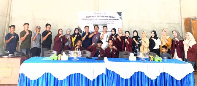 
 Ini Program Kerja Mahsasiswa KKN USN Kolaka di desa Pumbolo