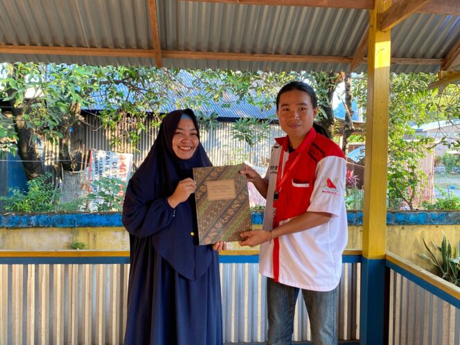 
 Delegasi KKN Kebangsaan XIII USN Kolaka di UNHAS Kembangkan Sanggar Seni Masagena Lewat Sastra dan Budaya
