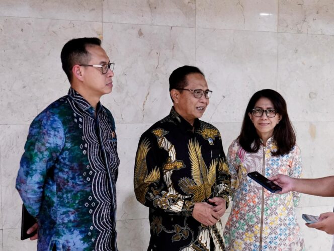 
 Rapat Bersama Badan Anggaran DPR RI, Sekjen Kementerian ATR/BPN Optimis Ada Peningkatan PNBP pada 2026