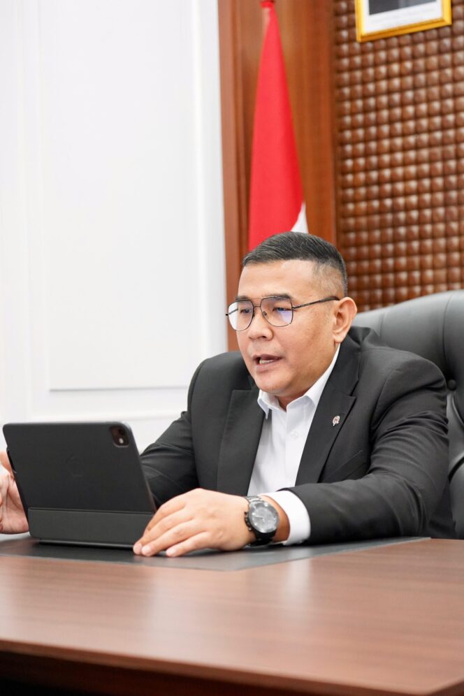 
 Targetkan Predikat SAKIP A, Wamen Ossy Sampaikan Lima Strategi Utama yang Lebih Terukur dan Berdampak