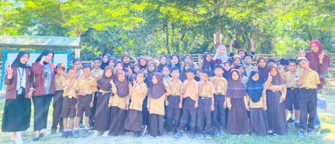 
 Mahasiswa KKN USN Kolaka Sosialisasi Makanan Bergizi dan Kurang Nutrisi di SDN 1 Sumber Rejeki