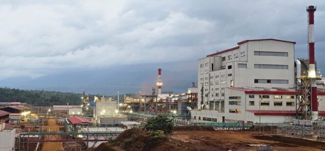 
 PT Ceria: Kepulan Asap di Area Furnace Smelter Sesuai Prosedur Keselamatan 