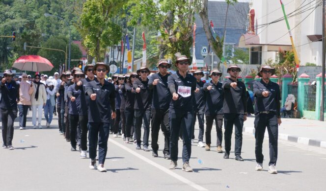 
 Rayakan HUT RI ke-80 di Kolaka, PT Vale Indonesia Ikut Gerak Jalan