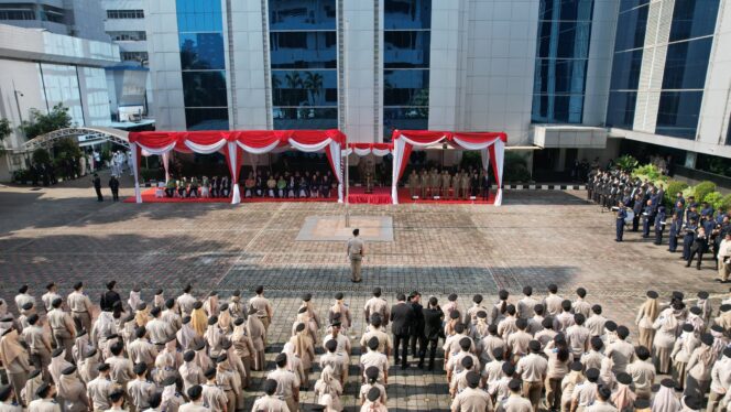 
 Upacara Peringatan HANTARU 2025, Menteri Nusron Realisasikan Asta Cita dengan Menjaga Tanah dan Menata Ruang