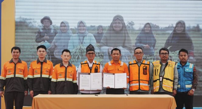 
 Dukung Program Pemkab Sehat, Bersih dan Berdaya, PT Vale bersama Pemkab Kolaka dan Huayou Teken MoU Strategis