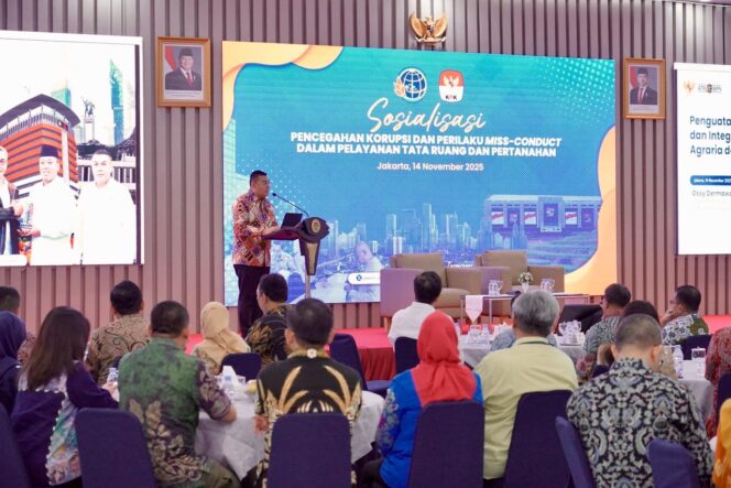 
 Kolaborasi ATR/BPN dengan KPK Tingkatkan Kualitas Layanan Pertanahan, Wamen Ossy: Harus Jelas, Terukur, dan Bebas dari Penyimpangan