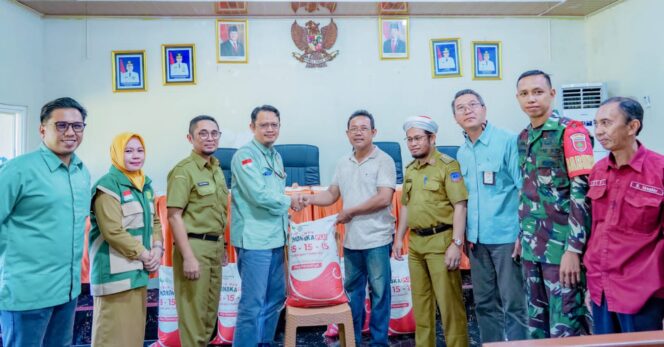 
 Ketahanan Pangan Berkelanjutan Melalui Pemberian Pupuk: Strategi PT Vale Tingkat Produktivitas Pertanian dan Kesejahteraan Petani Huko-Huko