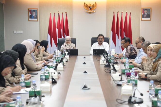 
 Terima Kunjungan Pengarah Tanah dan Galian Negeri Perak Malaysia, Kementerian ATR/BPN Paparkan Perjalanan Transformasi Layanan Pertanahan Indonesia