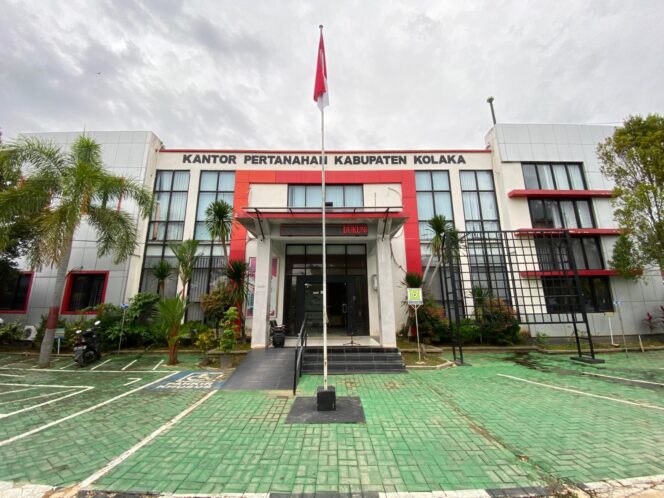 
 Kantor Pertanahan Kolaka Klarifikasi Penundaan Penerbitan Sertipikat Tanah atas Nama Nurasia