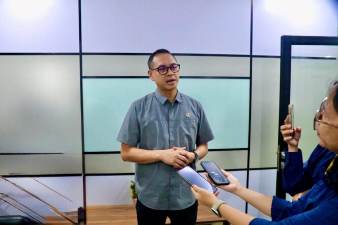 
 PELATARAN Tetap Berjalan di Bulan Ramadan, Masyarakat Bisa Urus Sertipikat Tanah di Akhir Pekan