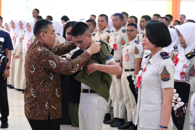 
 Lepas 619 Taruna/i STPN untuk KKN Pertanahan, Wamen Ossy Sampaikan 3 Pesan Pedoman Kerja Lapangan