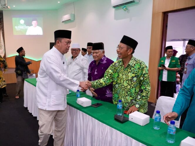 
 Kumpulkan Pengurus Organisasi Keagamaan Islam di NTB, Menteri Nusron Ajak Kerja Sama Selesaikan Sertipikasi Tanah Wakaf