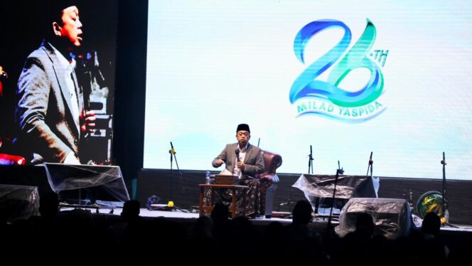 
 Hadiri Milad ke-26 YASPIDA, Menteri Nusron: Santri Harus Siap Menjadi Ulama, Teknokrat, dan Pemimpin Bangsa