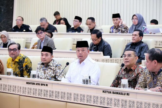
 Menteri Nusron Laporkan Realisasi Anggaran Kementerian ATR/BPN Tahun 2025 kepada Komisi II DPR RI